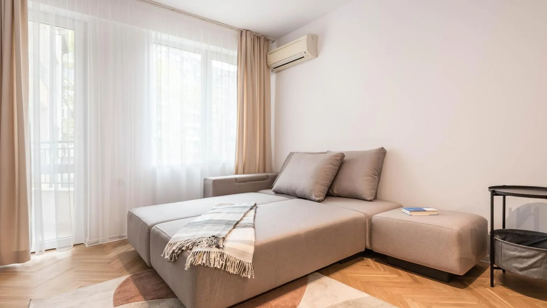 Chaika Apartment Varna